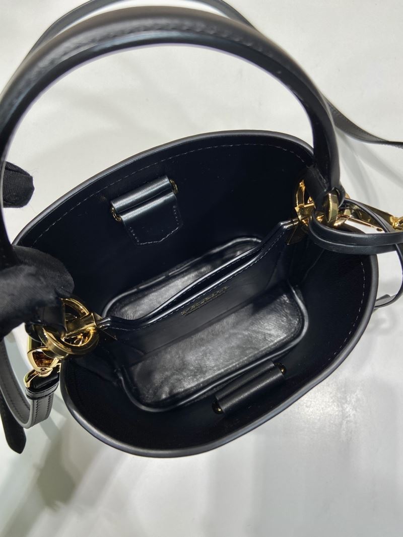 Pra*a bucket bags